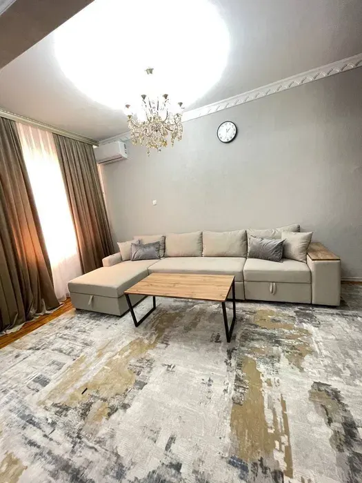 Продаётся 4-комнатная квартира, 92 м², 4/5 этаж — Мирзо-Улугбекский район