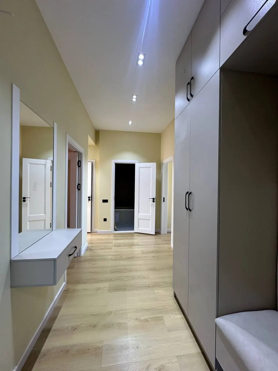 Сотилади 3 хонали квартира, 57 м², 4/5 қават — Яшнобод тумани