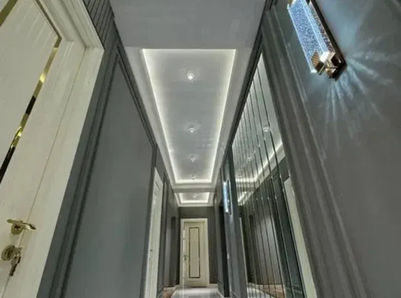 Продаётся 3-комнатная квартира, 100 м², 7/10 этаж — Яккасарайский район
