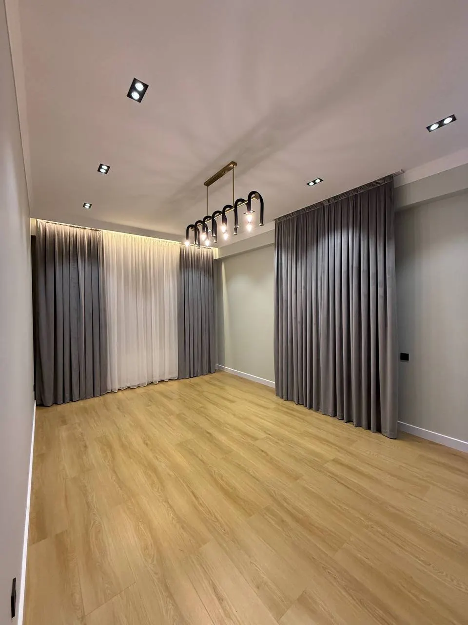 Продаётся 2-комнатная квартира, 63 м², 11/12 этаж — Яккасарайский район