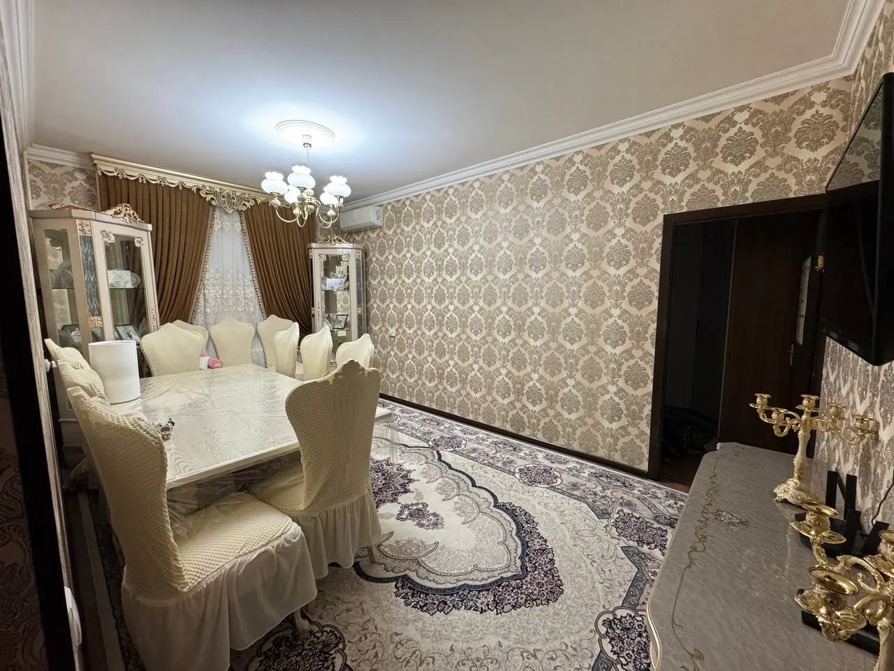 Sotiladi 5 xonali kvartira, 100 m², 1/9 qavat — Yunusobod tumani