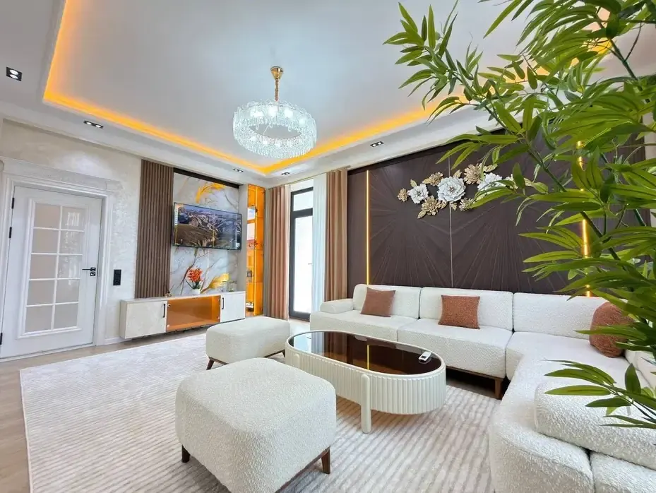 Sotiladi 3 xonali kvartira, 93 m², 2/13 qavat — Yakkasaroy tumani