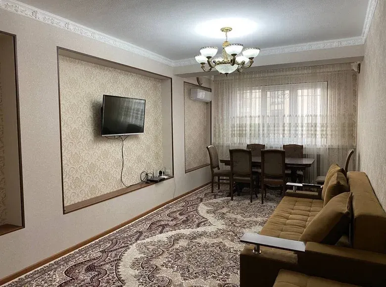 Сдаётся 2-комнатная квартира, 55 м², 4/12 этаж — Яккасарайский район