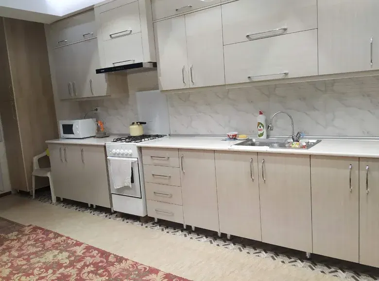 Сотилади 3 хонали квартира, 94 м², 2/7 қават — Олмазор тумани