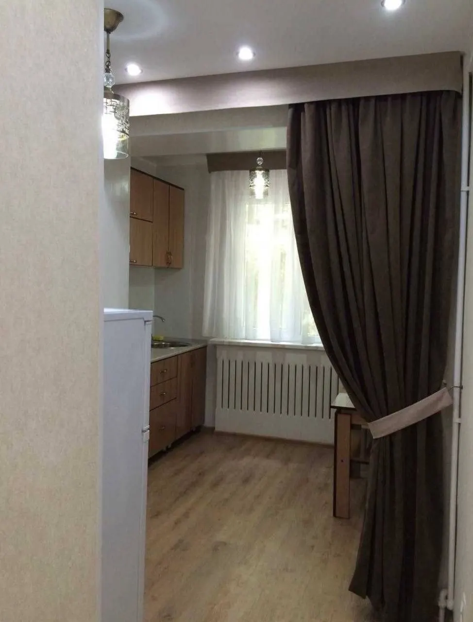 Сдаётся 1-комнатная квартира, 50 м², 3/4 этаж — Юнусабадский район