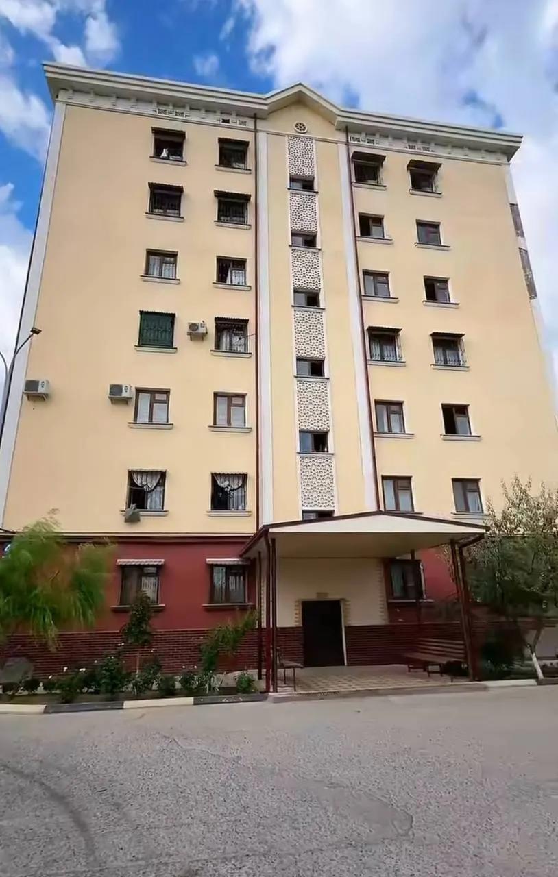 Сотилади 3 хонали квартира, 70 м², 2/7 қават — Олмазор тумани