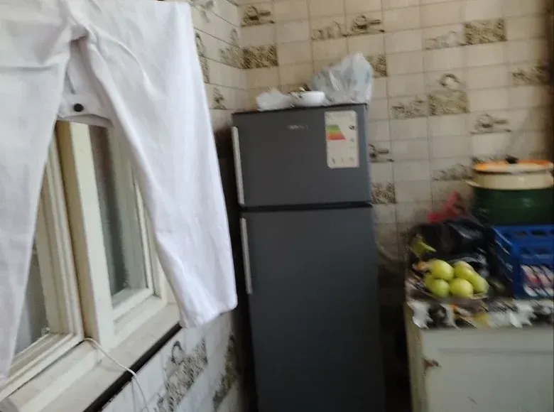 Sotiladi 3 xonali kvartira, 10 m², 3/4 qavat — Guliston shahri