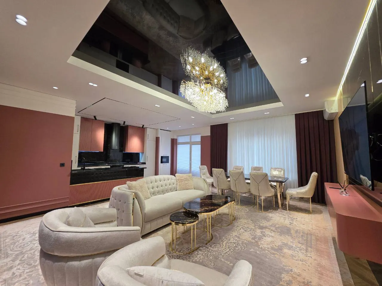 Сотилади 4 хонали квартира, 131 м², 2/12 қават — Миробод тумани