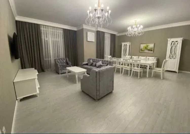 Ижарага берилади 4 хонали квартира, 180 м², 5/7 қават — Миробод тумани