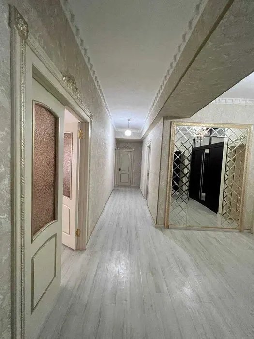 Сдаётся 4-комнатная квартира, 150 м², 6/7 этаж — Шайхантахурский район