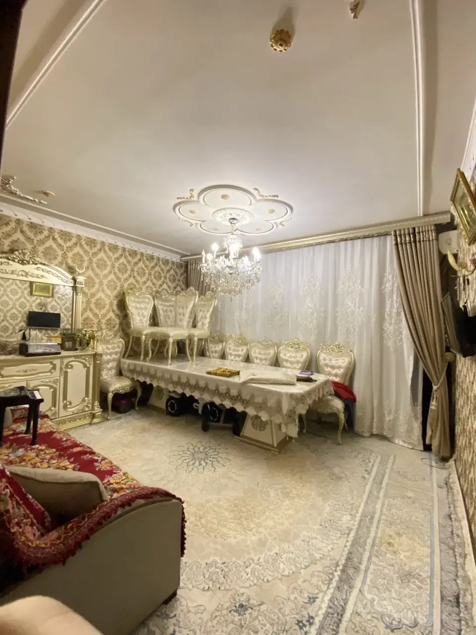 Сотилади 4 хонали квартира, 67 м², 9/9 қават — Янгиҳаёт тумани