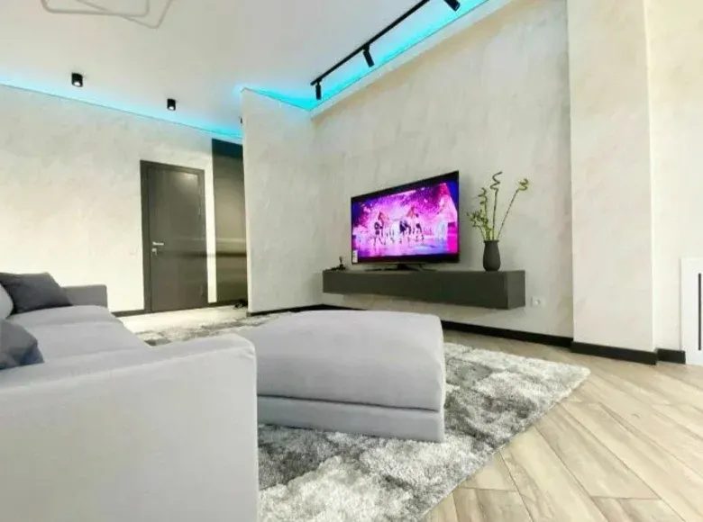 Ijaraga beriladi 4 xonali kvartira, 120 m², 2/8 qavat — Mirobod tumani