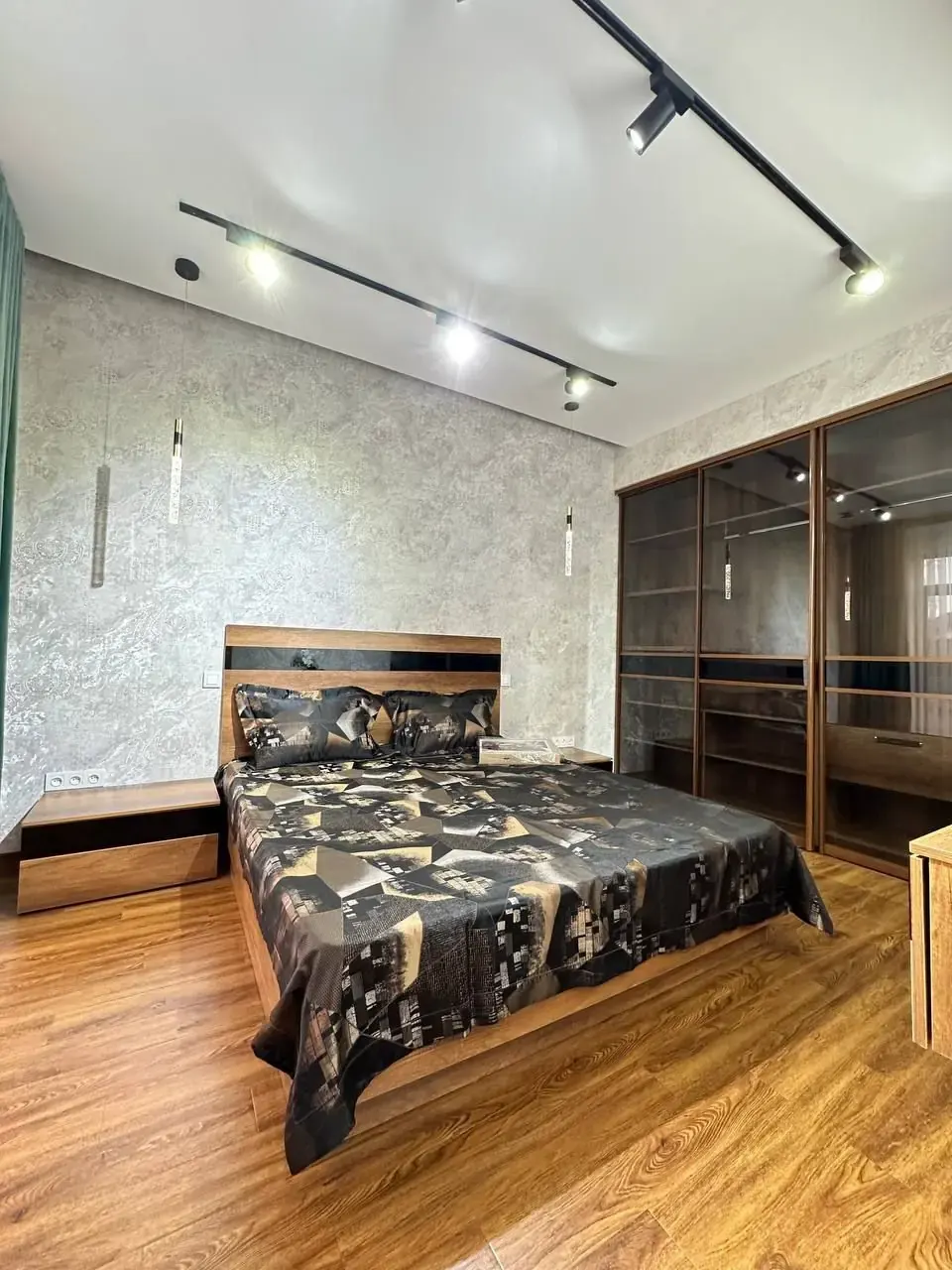 Sotiladi 2 xonali kvartira, 61 m², 5/9 qavat — Yakkasaroy tumani