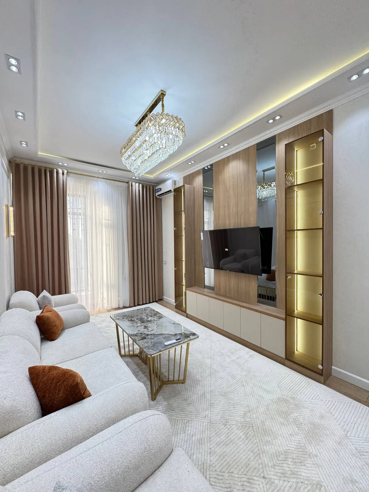 Продаётся 2-комнатная квартира, 60 м², 6/8 этаж — Яккасарайский район