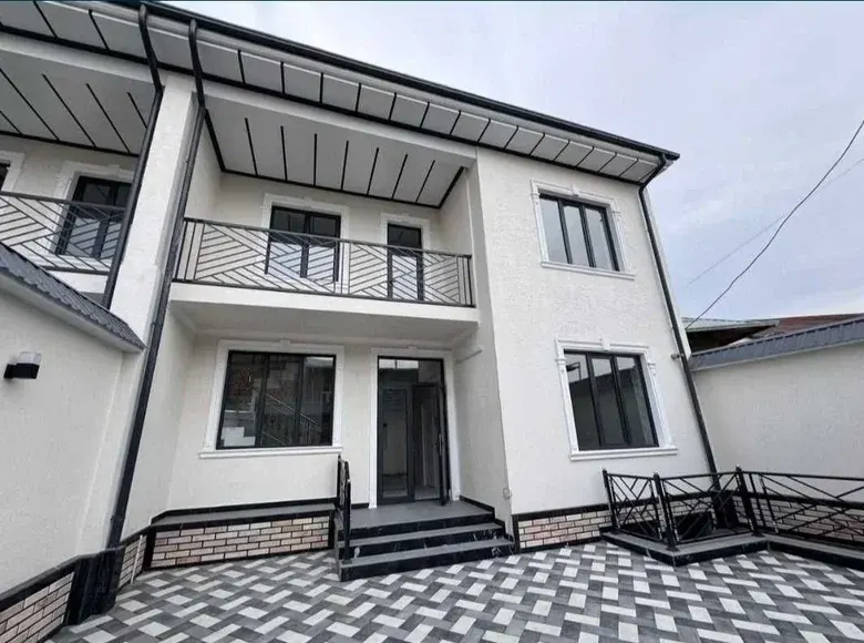 Сотилади 5 хонали ҳовли уй, 180 м² — Учтепа тумани