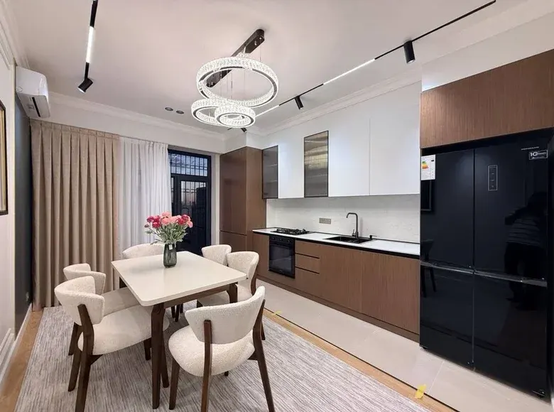 Сотилади 4 хонали квартира, 105 м², 10/10 қават — Яшнобод тумани