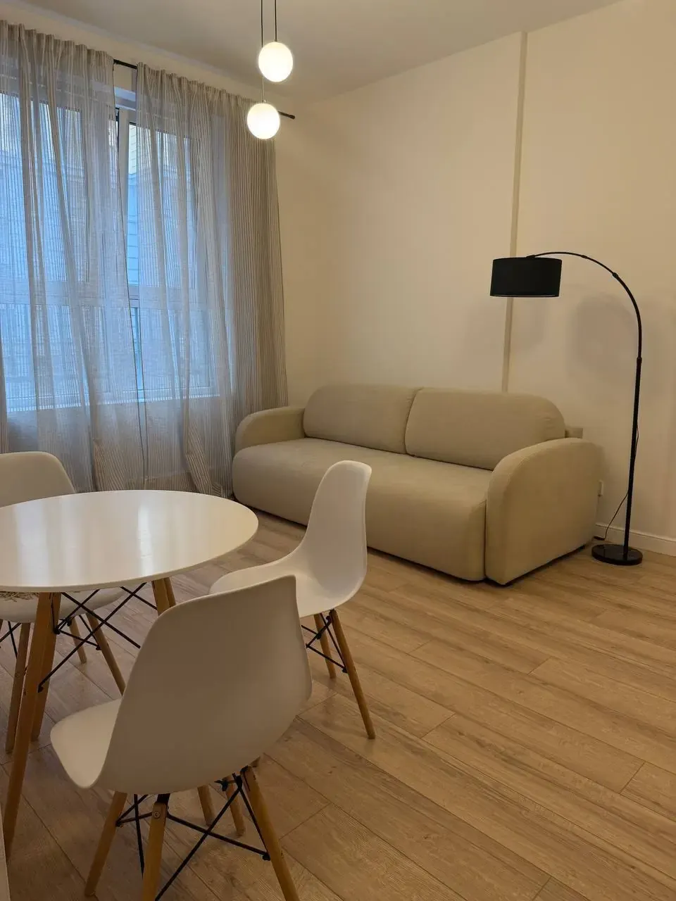 Ижарага берилади 2 хонали квартира, 53 м², 6/10 қават — Олмазор тумани