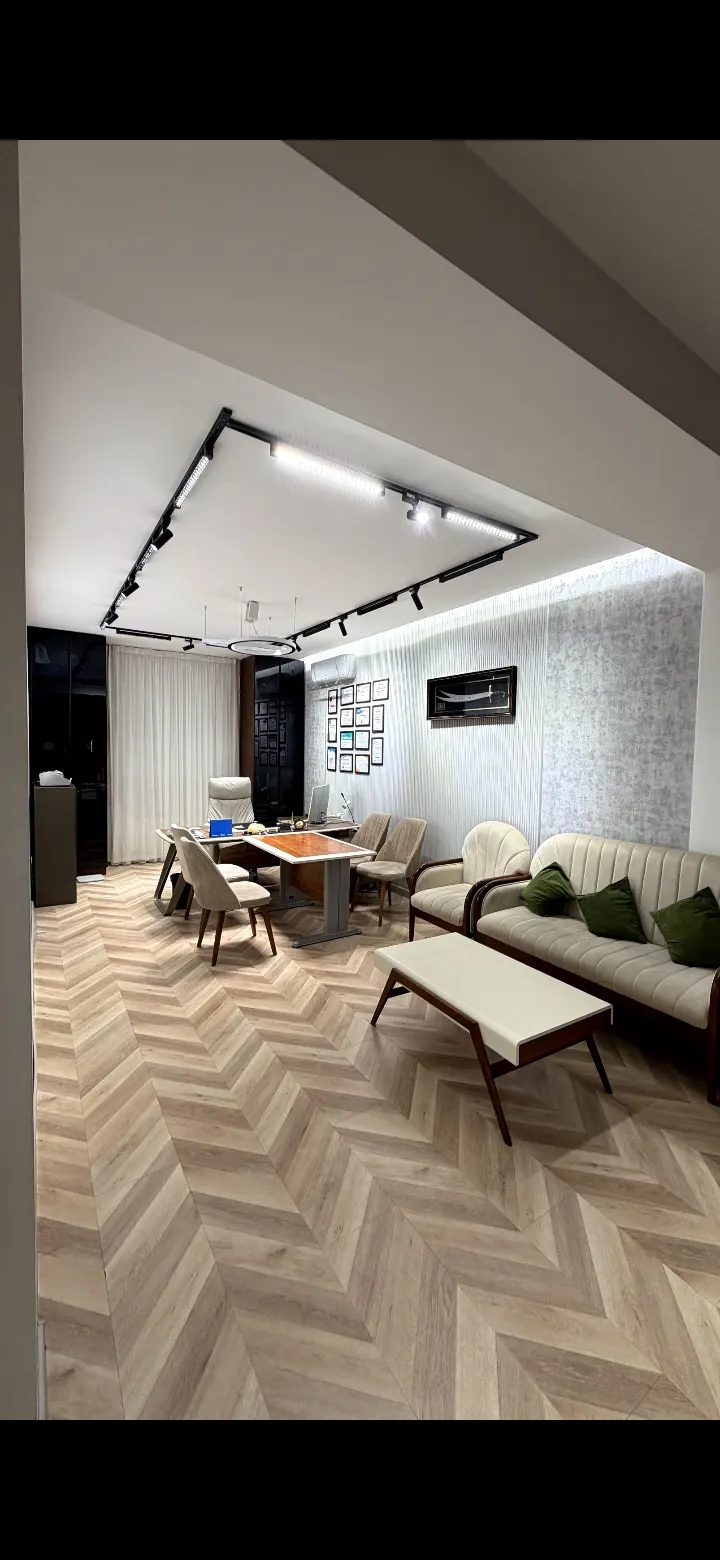 Сотилади офис, 160 м², 1/9 қават — Яккасарой тумани