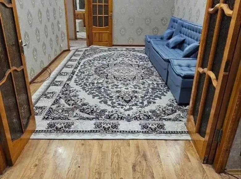 Sotiladi 3 xonali kvartira, 70 m², 2/4 qavat — Chilonzor tumani
