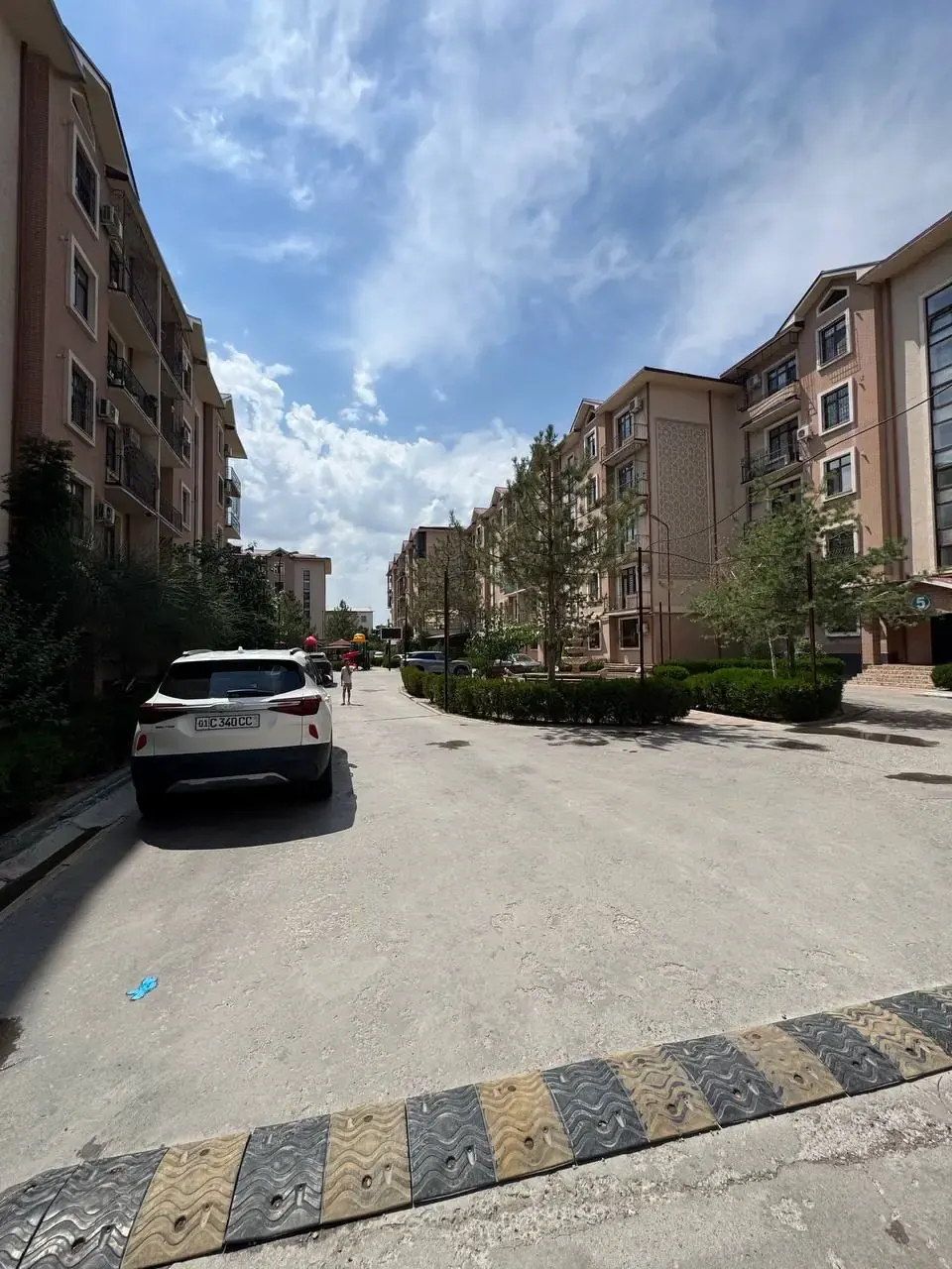 Sotiladi 4 xonali kvartira, 95 m², 4/5 qavat — Shayxontohur tumani