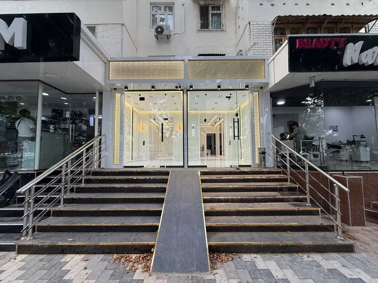 Сотилади тижорат биноси, 65 м², 1/4 қават — Юнусобод тумани