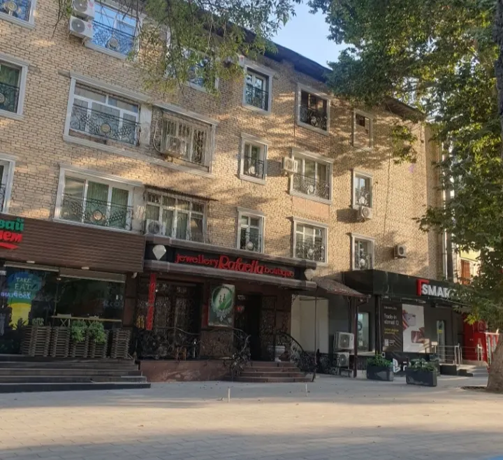 Продаётся 2-комнатная квартира, 65 м², 2/4 этаж — Мирабадский район