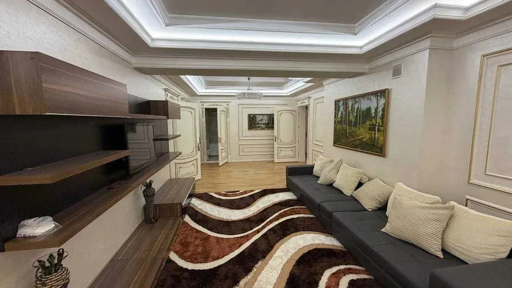 Ijaraga beriladi 6 xonali kvartira, 260 m², 3/10 qavat — Mirzo Ulugʻbek tumani