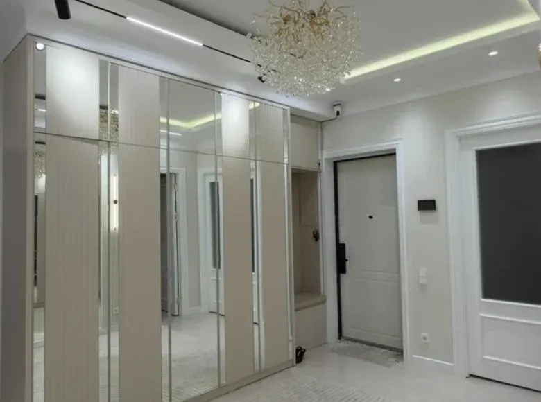 Сотилади 3 хонали квартира, 100 м², 3/12 қават — Олмазор тумани