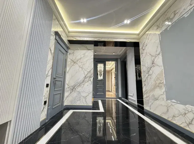 Продаётся 4-комнатная квартира, 146 м², 9/10 этаж — Яккасарайский район