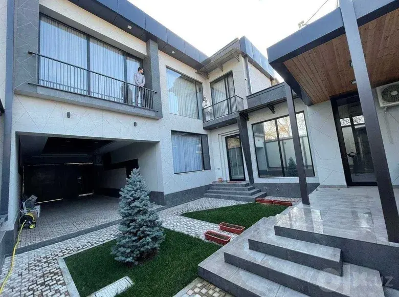 Сдаётся коммерческое помещение, 250 м², 2.5 сот. — Мирзо-Улугбекский район