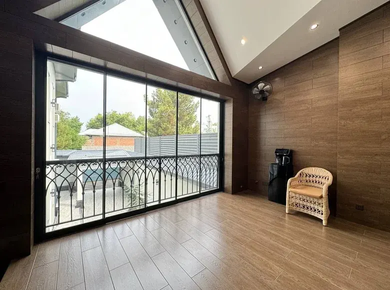 Продаётся 5-комнатный дом, 3.5 сот., 600 м² — Мирзо-Улугбекский район