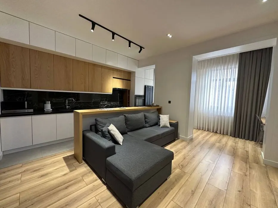 Сдаётся 3-комнатная квартира, 86 м², 6/14 этаж — Мирабадский район