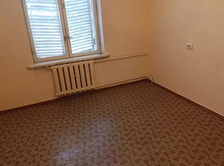 Sotiladi 4 xonali kvartira, 76 m², 5/5 qavat — Uchtepa tumani