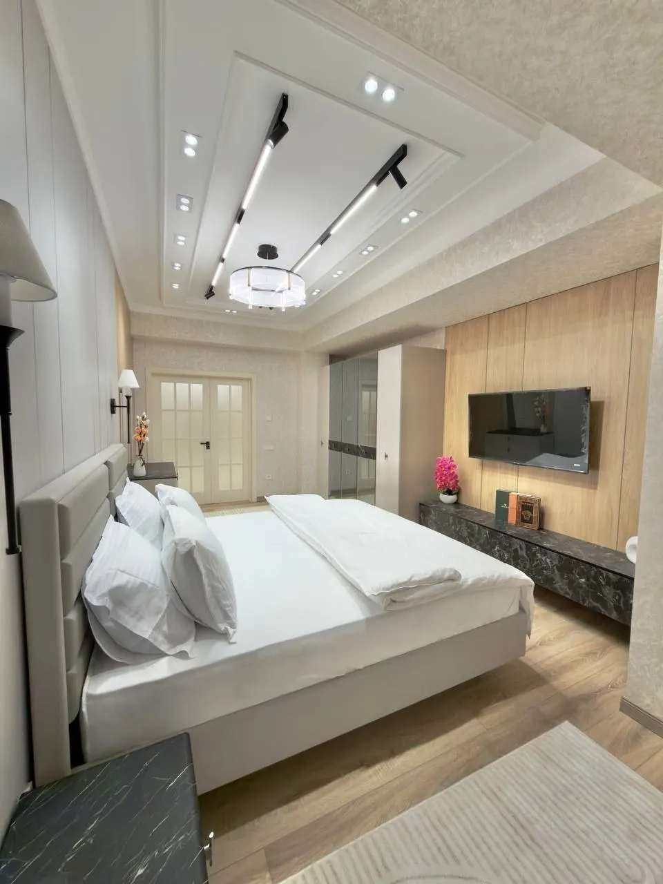 Сдаётся 3-комнатная квартира, 100 м², 3/7 этаж — Шайхантахурский район