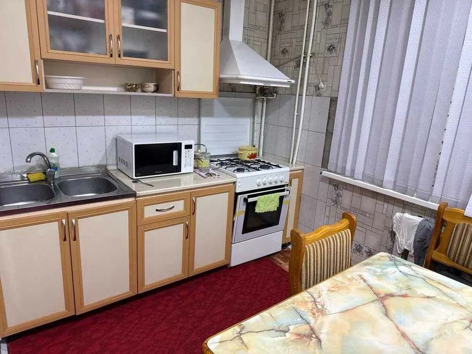 Ижарага берилади 2 хонали квартира, 70 м², 3/9 қават — Сергели тумани