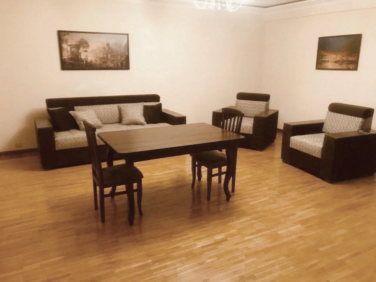 Ижарага берилади 2 хонали квартира, 80 м², 1/6 қават — Мирзо Улуғбек тумани