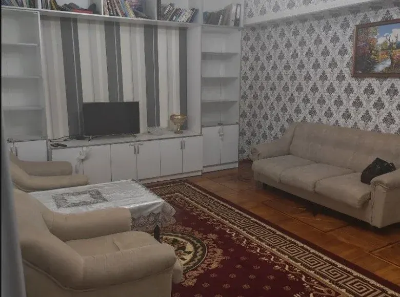 Сдаётся 2-комнатная квартира, 87 м², 3/7 этаж — Мирабадский район