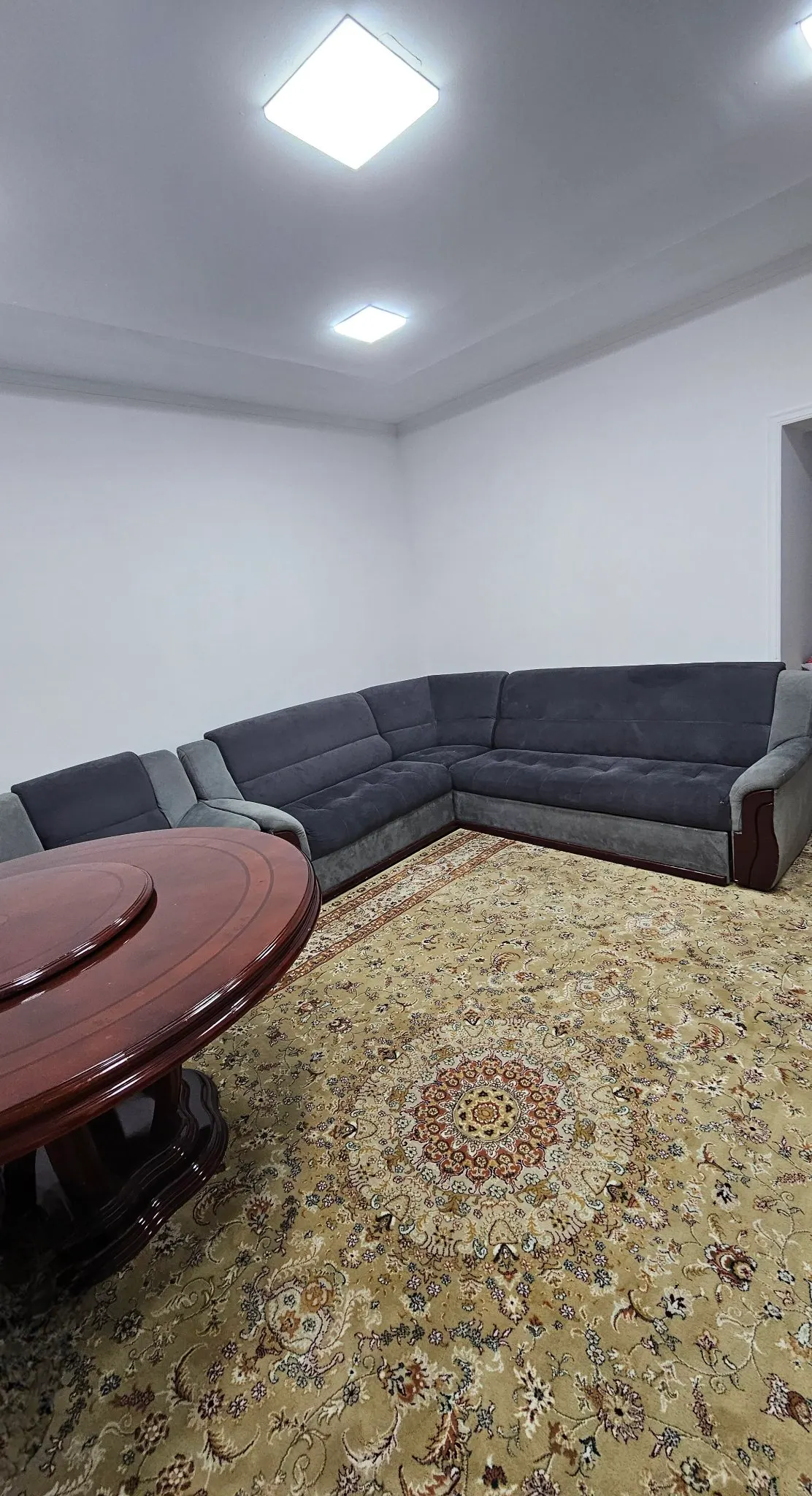 Sotiladi 3 xonali kvartira, 75 m², 9/9 qavat — Mirobod tumani