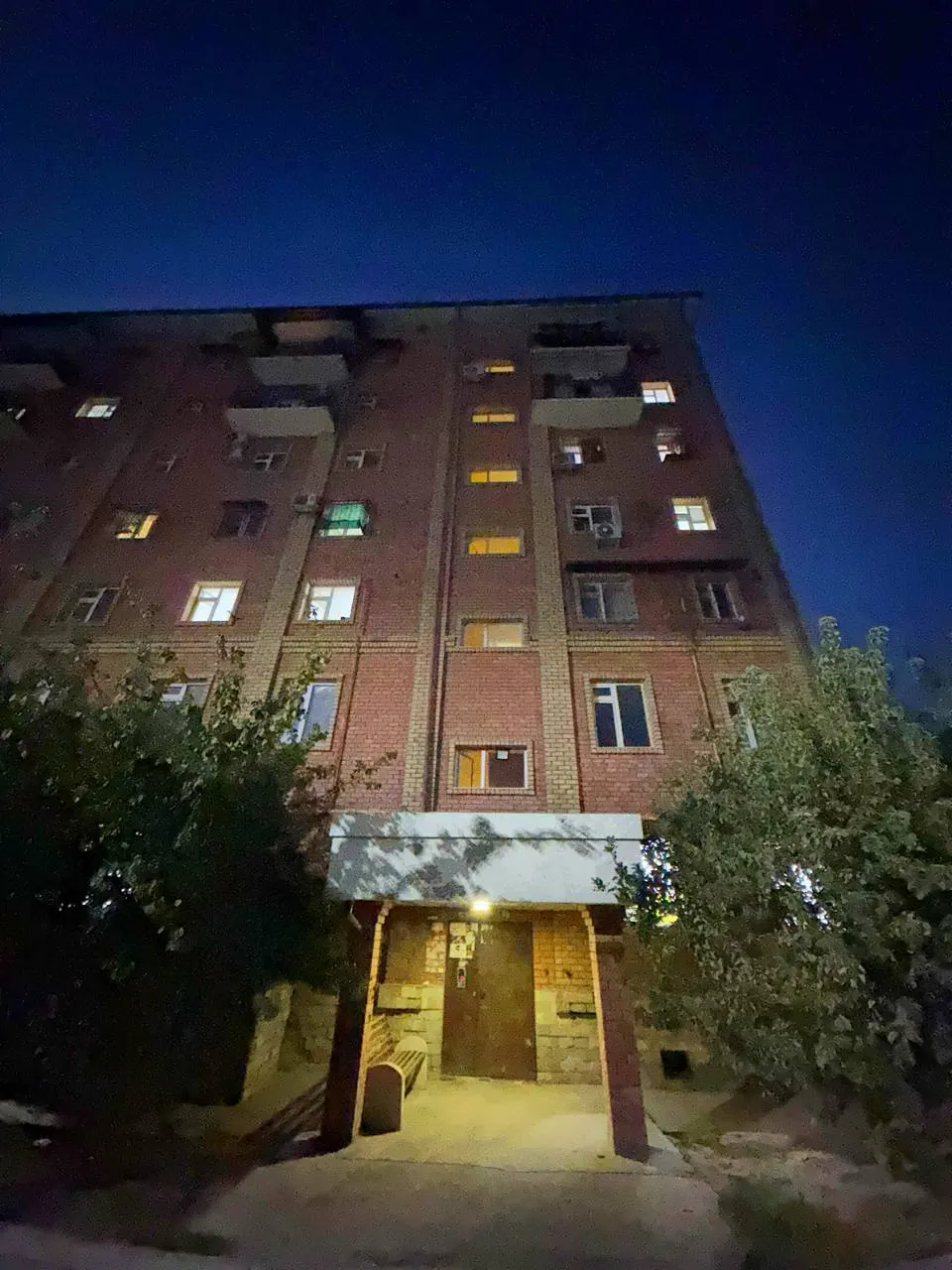 Sotiladi 2 xonali kvartira, 55 m², 7/7 qavat — Yangihayot tumani