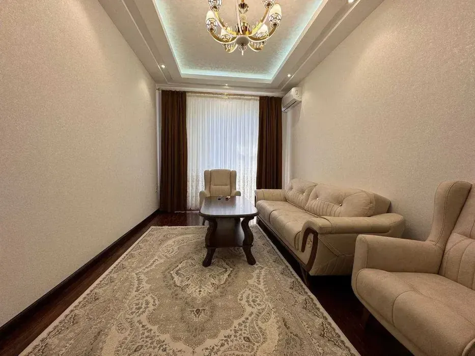 Сдаётся 2-комнатная квартира, 65 м², 3/9 этаж — Мирабадский район
