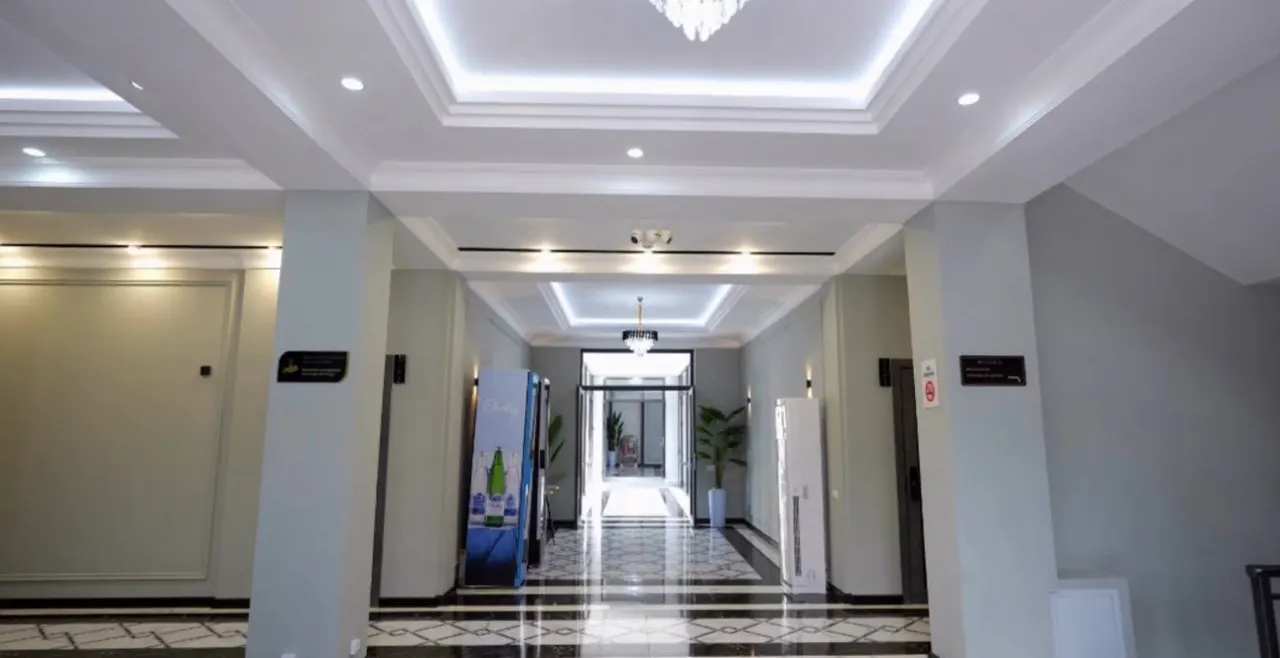 Sotiladi tijorat binosi, 1500 m², 7 sotix — Yakkasaroy tumani