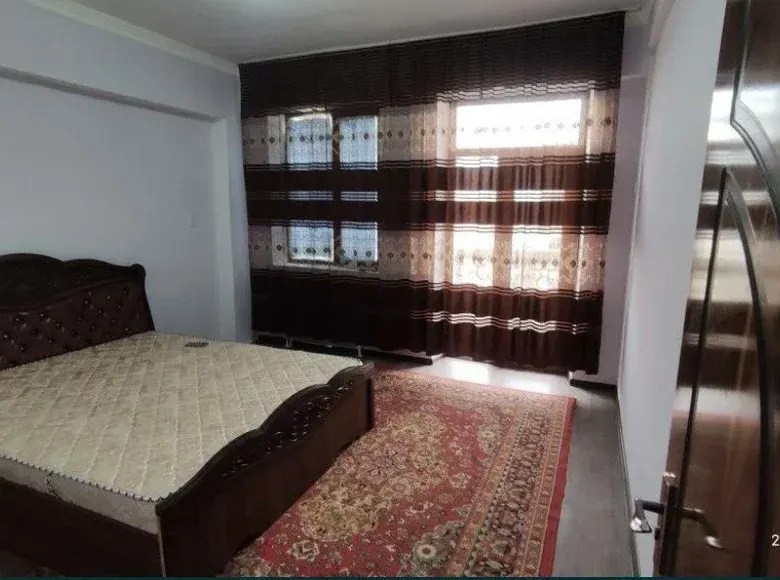 Сдаётся 3-комнатная квартира, 80 м², 6/9 этаж — Сергелийский район
