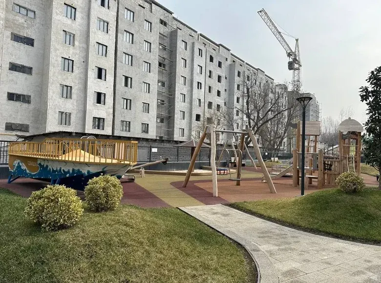 Продаётся 5-комнатная квартира, 153 м², 8/8 этаж — Мирзо-Улугбекский район