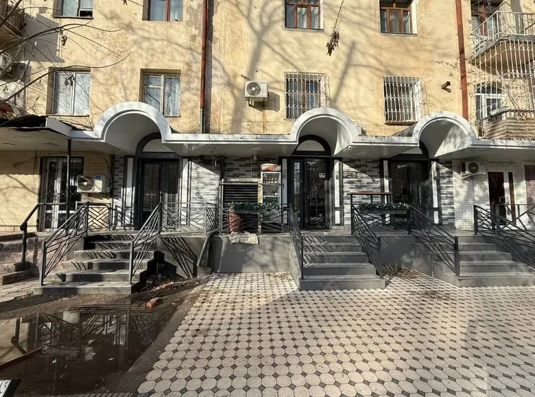 Продаётся коммерческое помещение, 65 м² — Юнусабадский район