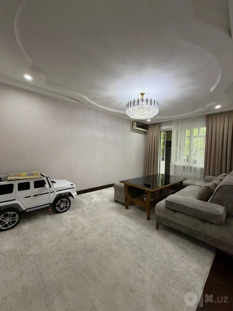 Сдаётся 3-комнатная квартира, 85 м², 3/4 этаж — Чиланзарский район
