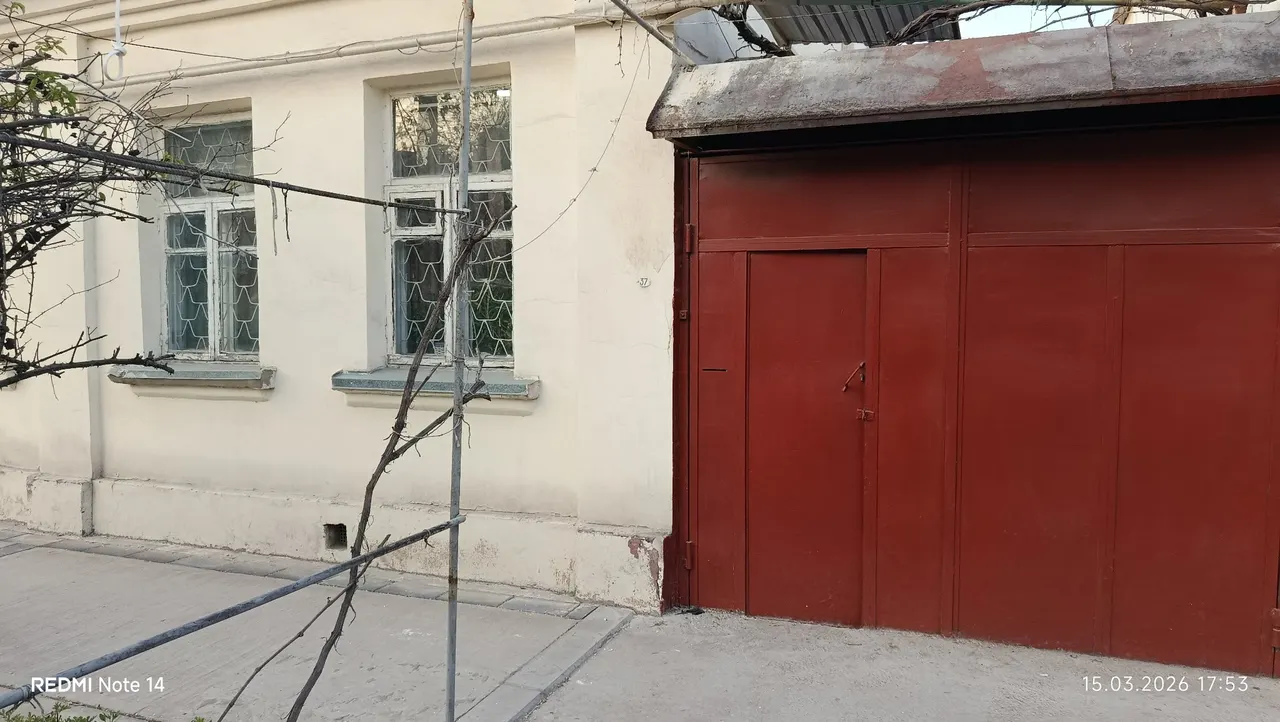 Сотилади ҳовли уй, 2 сотих, 1 қаватли — Миробод тумани