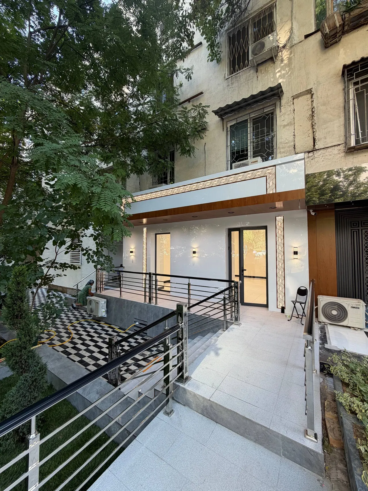 Ижарага берилади тижорат биноси, 90 м², 1/1 қават — Миробод тумани