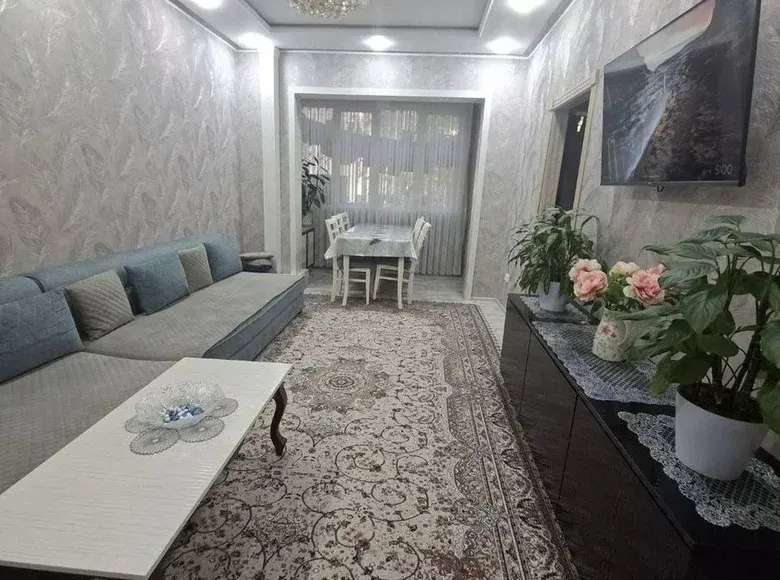 Sotiladi 3 xonali kvartira, 65 m², 3/5 qavat — Mirzo Ulugʻbek tumani