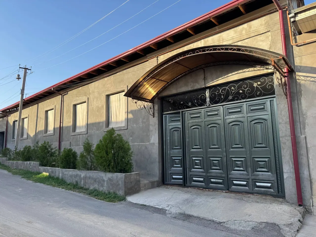 Sotiladi 6 xonali hovli uy, 7.2 sotix — Toshkent tumani
