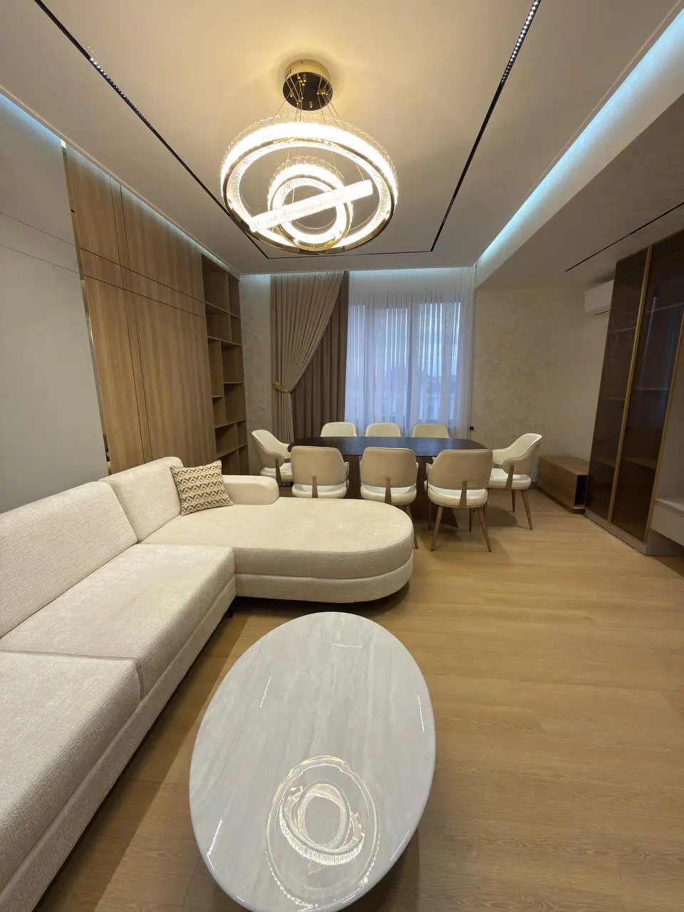 Сдаётся 3-комнатная квартира, 140 м², 3/10 этаж — Юнусабадский район